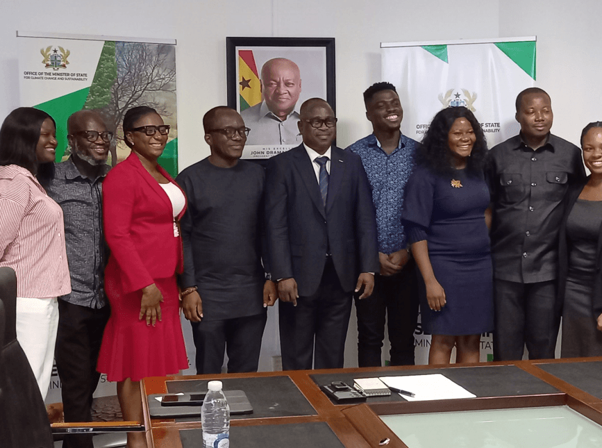 Multimedia Group and CDKN Pay Courtesy Call on Minister of State for Climate Change and Sustainability Multimedia Group and CDKN Pay Courtesy Call on Minister of State for Climate Change and Sustainability