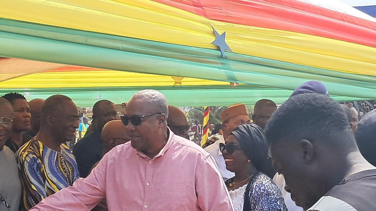 Agavedzi residents welcome Mahama's groundbreaking of Blekusu Sea Defence Phase II Agavedzi residents welcome Mahama's groundbreaking of Blekusu Sea Defence Phase II