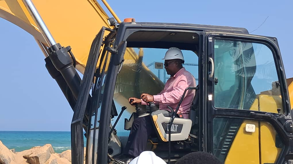 Blekusu Coastal project: We're reclaiming our coastlines – Housing Minister Blekusu Coastal project: We're reclaiming our coastlines – Housing Minister