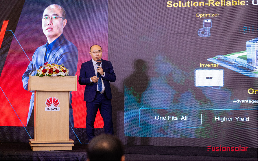 Huawei introduces industry-first hybrid cooling energy storage system for commercial and industrial customers