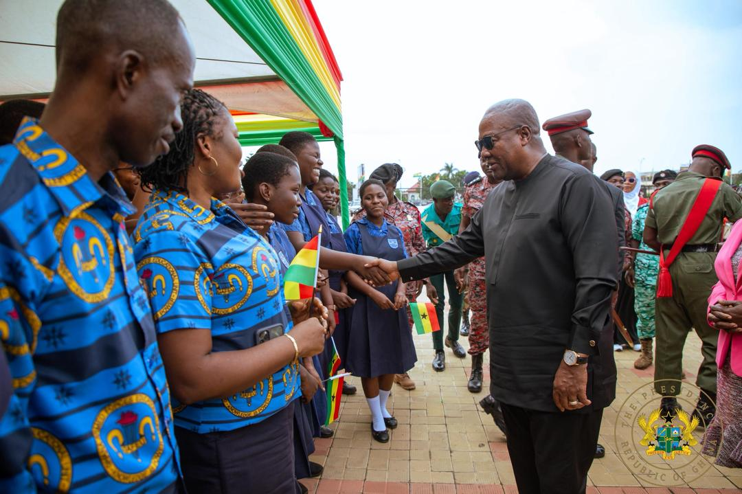 Photos from the 44th Guard changing ceremony