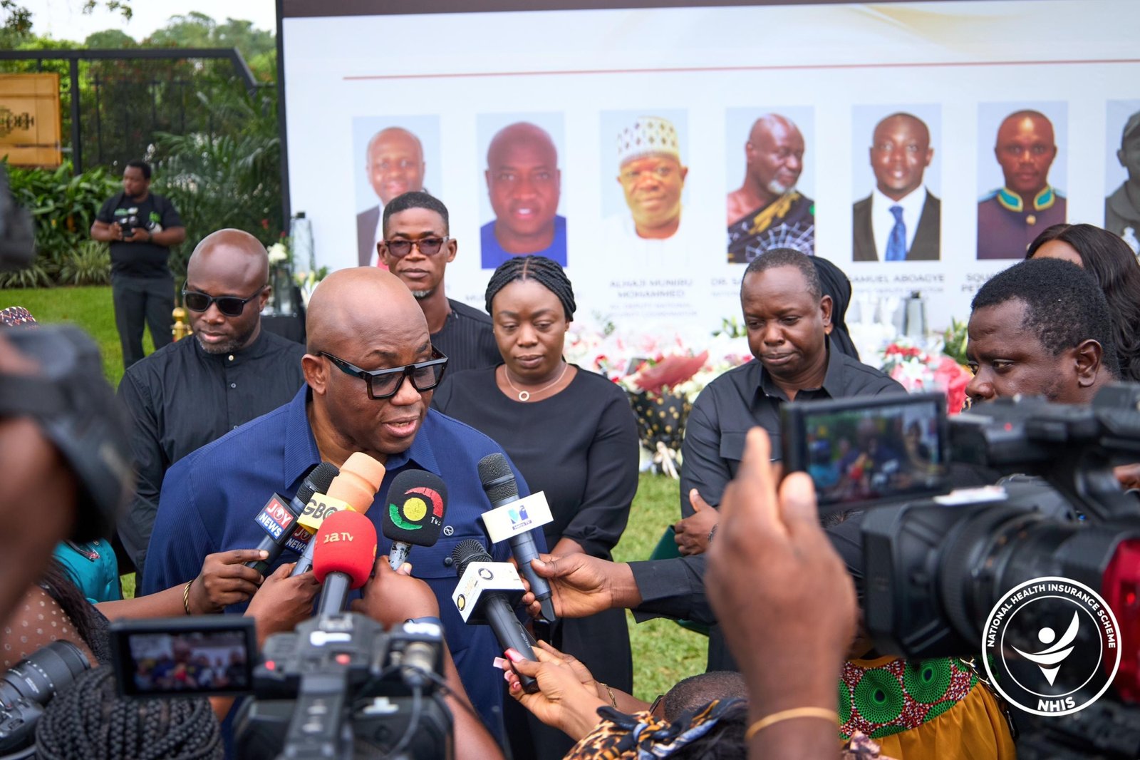 GH Mourns: NHIA CEO lays wreath for heroes lost in helicopter crash