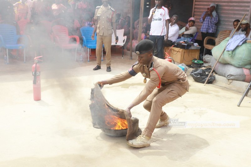 OR Foundation partners with GNFS to train Kantamanto traders on fire safety