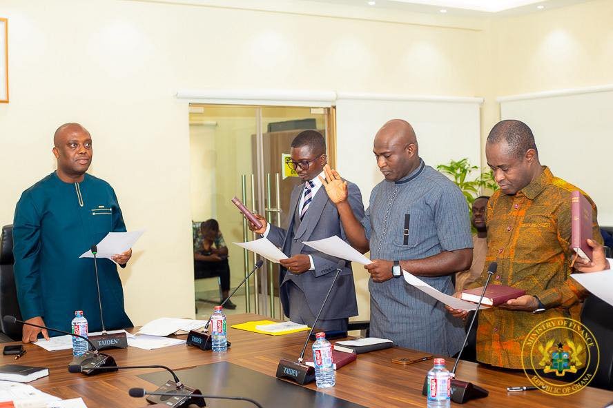 SIC Financial Services inaugurates new board SIC Financial Services inaugurates new board