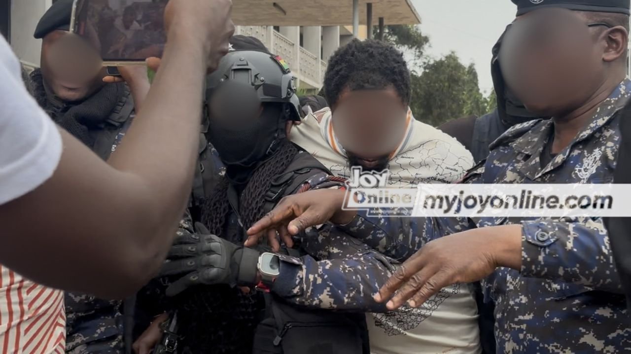 Chaos as family accosts suspect’s lawyer after court adjourned Immigration Officer murder case