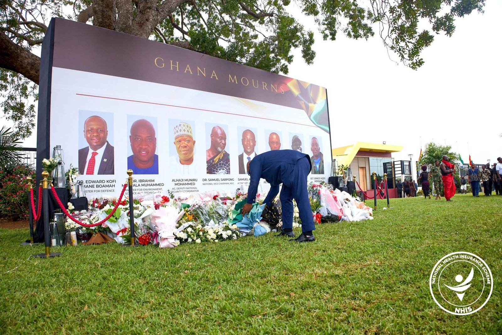 GH Mourns: NHIA CEO lays wreath for heroes lost in helicopter crash