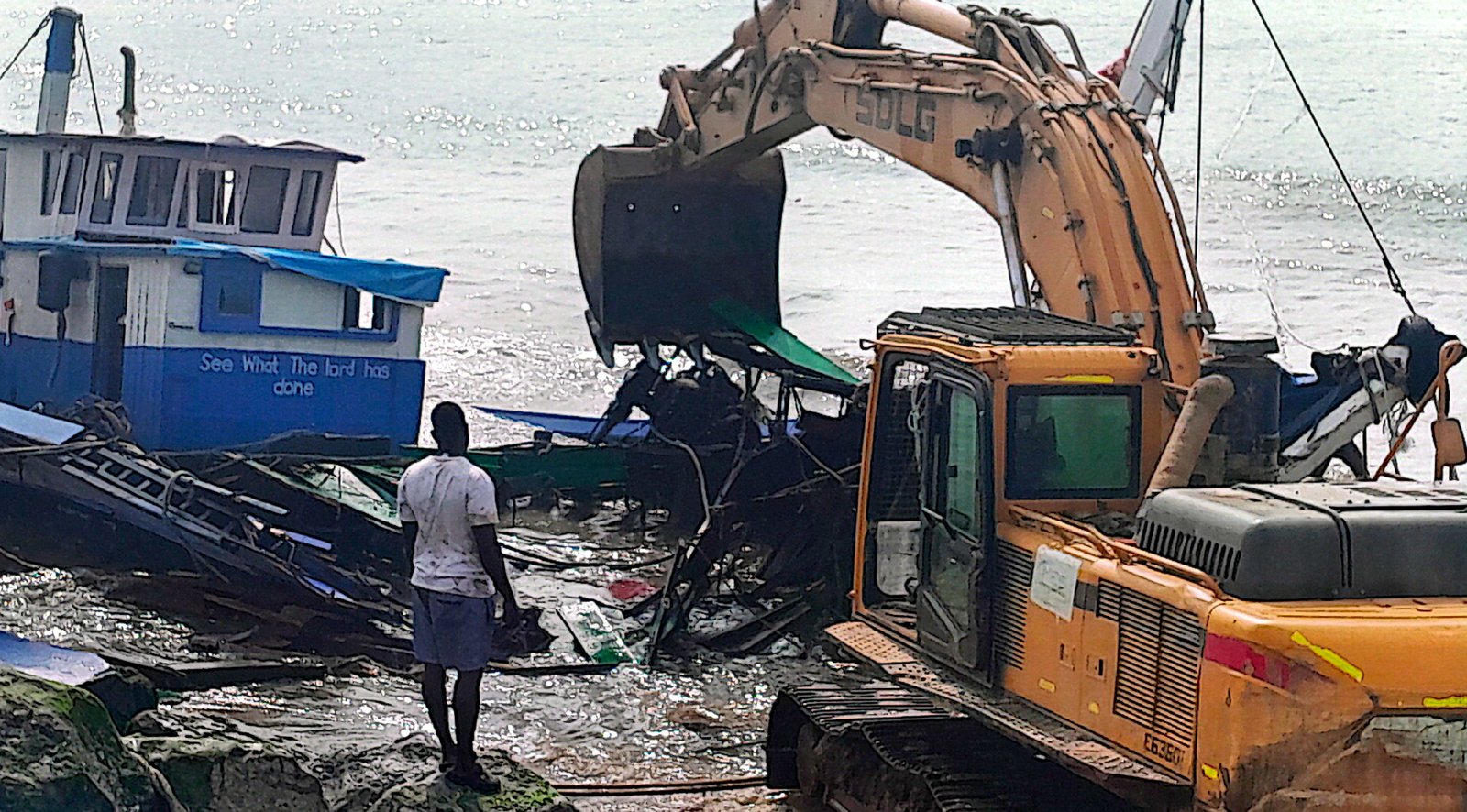 GMA dismisses false reports of deaths in Elmina Harbour incident