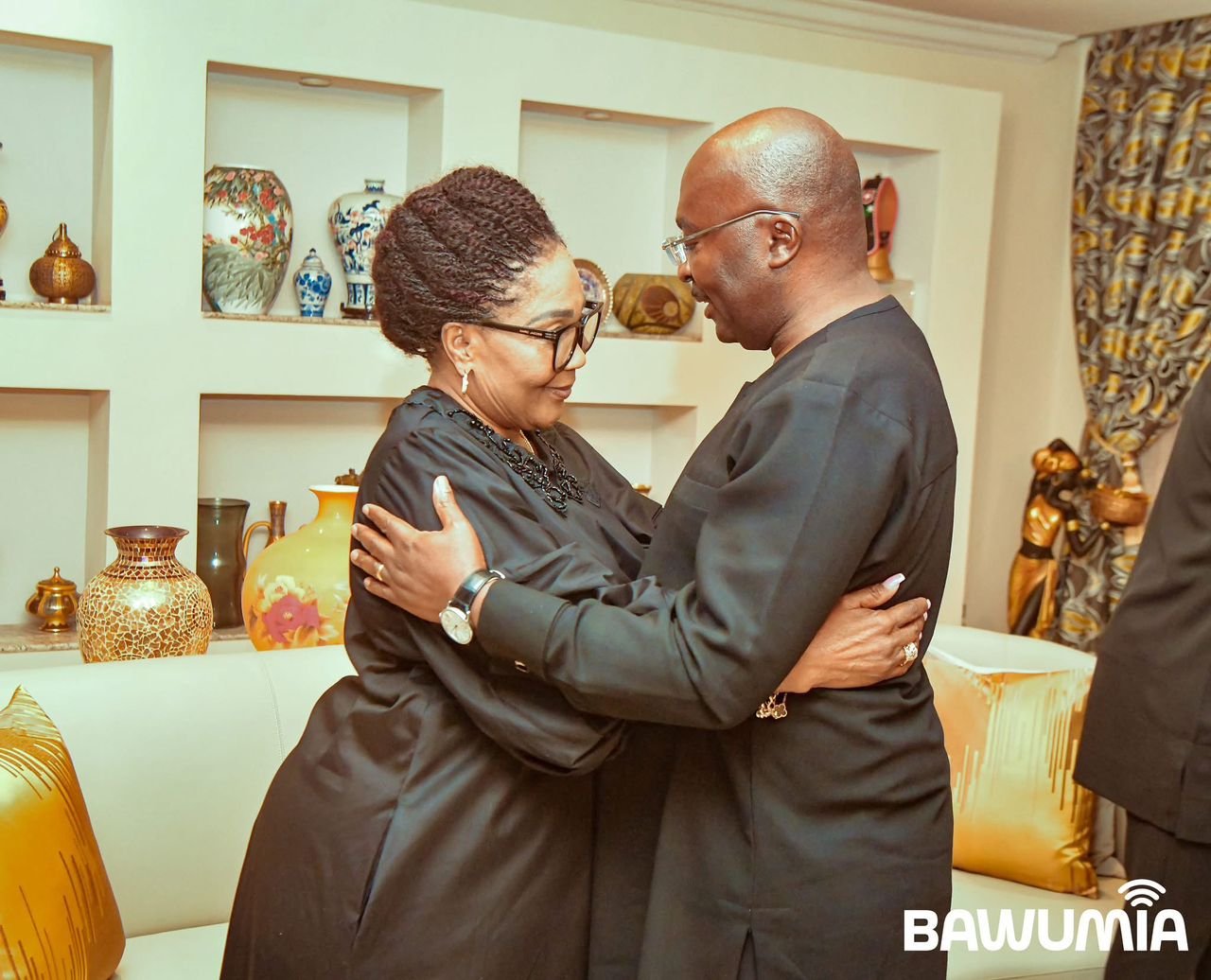 Helicopter crash: Bawumia visits Mahama at home to console him