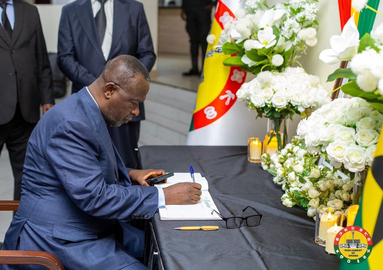 Photos: Ag. Chief Justice signs Book of Condolence for victims of tragic helicopter crash