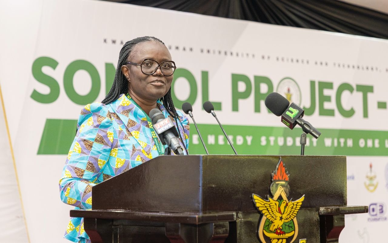 KNUST distributes over 500 laptops to needy students under SONSOL Project