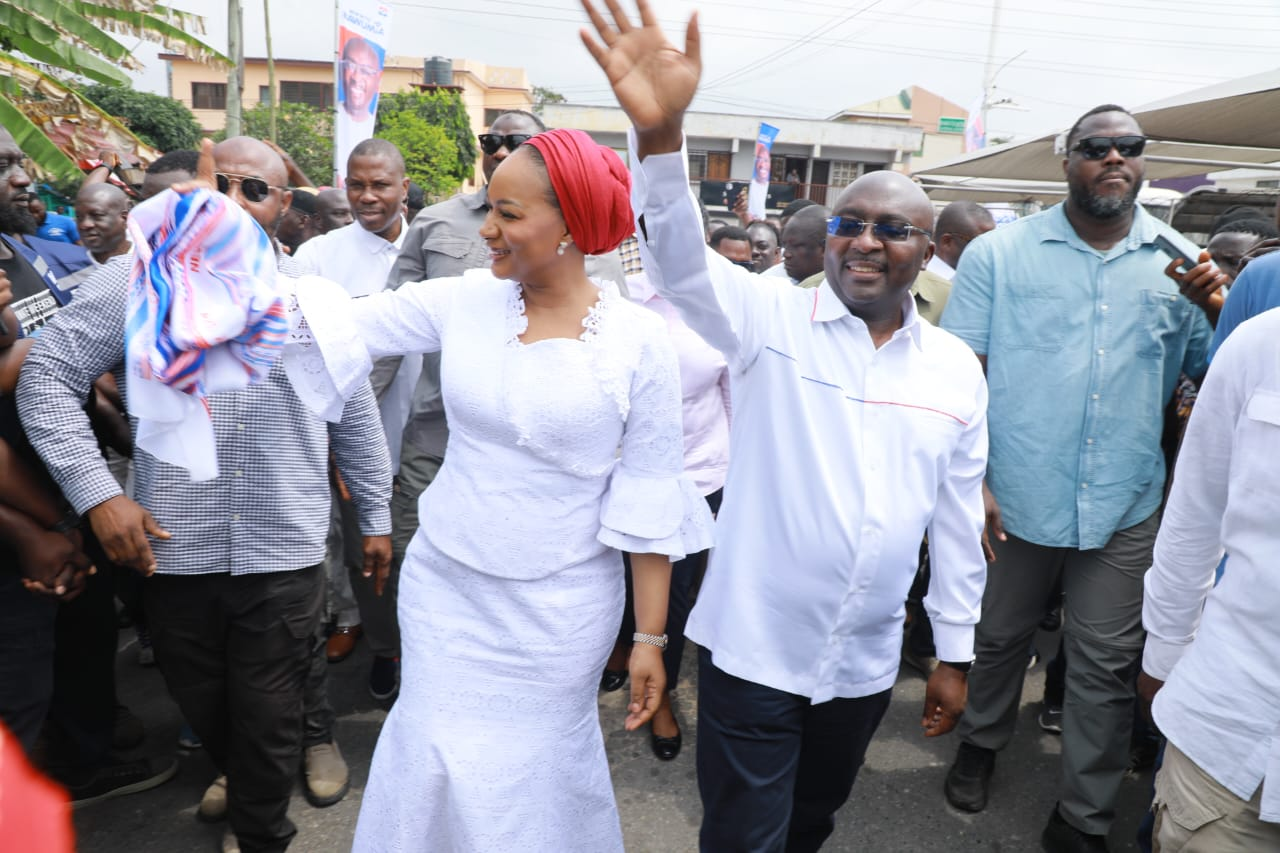 Photos: Arrival of Bawumia at NPP HQ ahead of filing