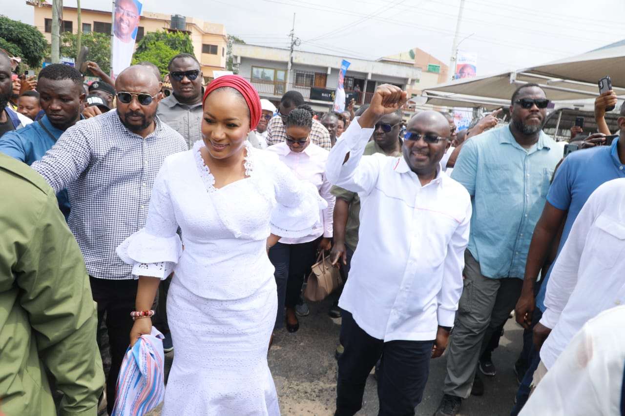 Photos: Arrival of Bawumia at NPP HQ ahead of filing