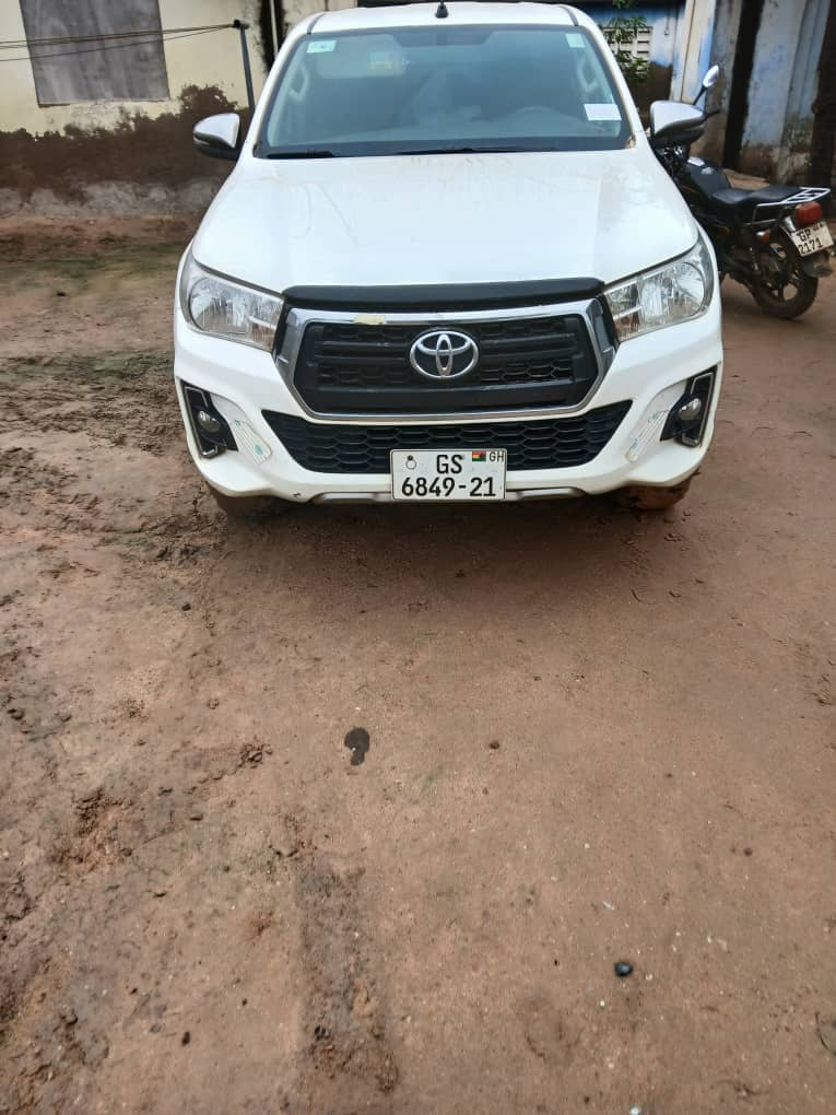 Police nab 2 with suspected Indian hemp