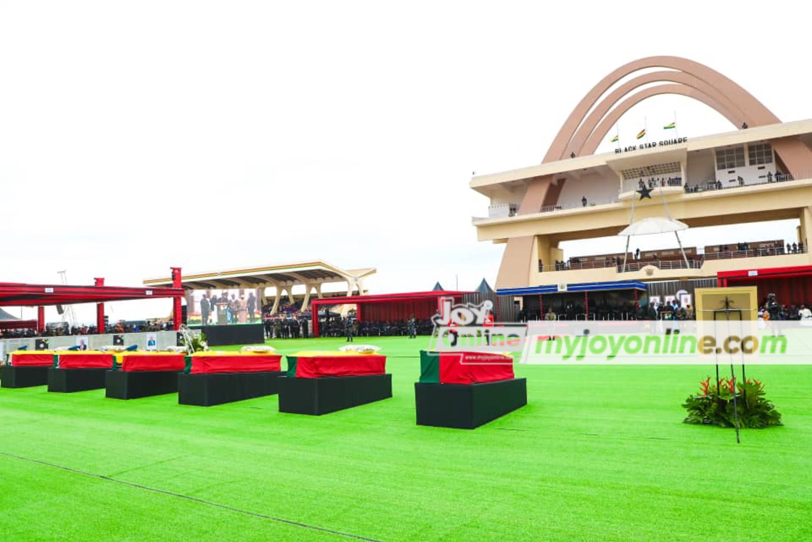 Ghana Mourns: Caskets lowered during final salute at Military Cemetery - Video