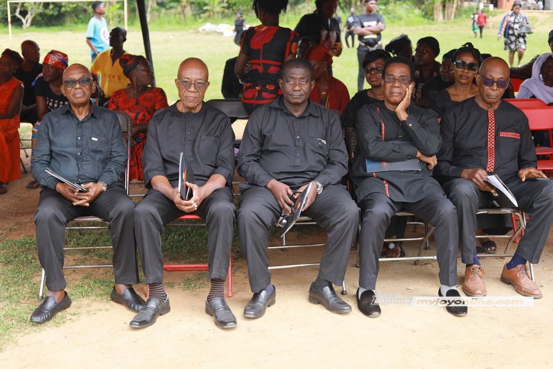 Akufo-Addo pays last respects to veteran journalist Ebo Quansah