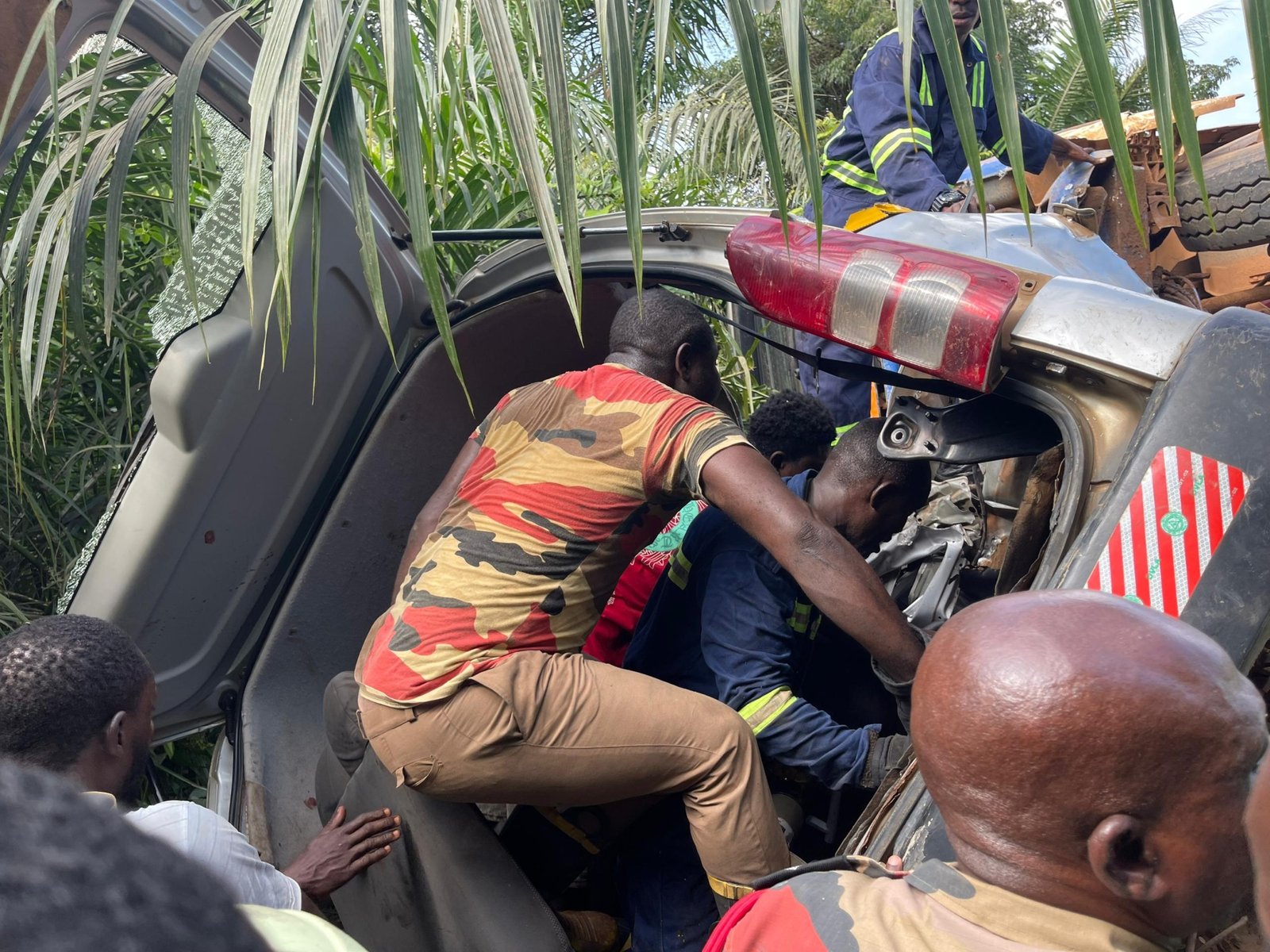 5 dead, 12 injured in fatal Wakrom Junction crash 5 dead, 12 injured in fatal Wakrom Junction crash