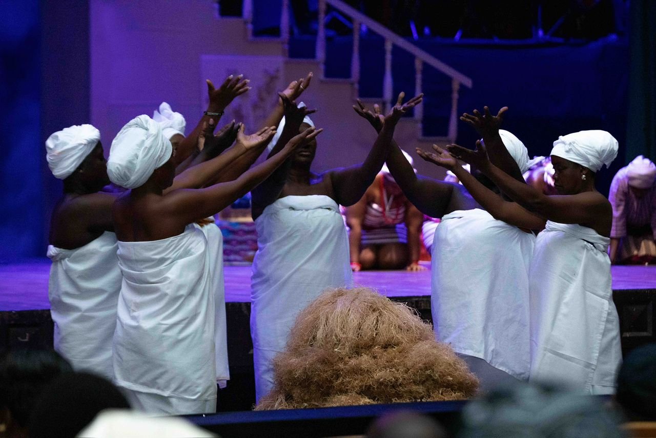 George Quaye wows theatre lovers with spectacular ‘Death & the King’s Horseman’ stage play