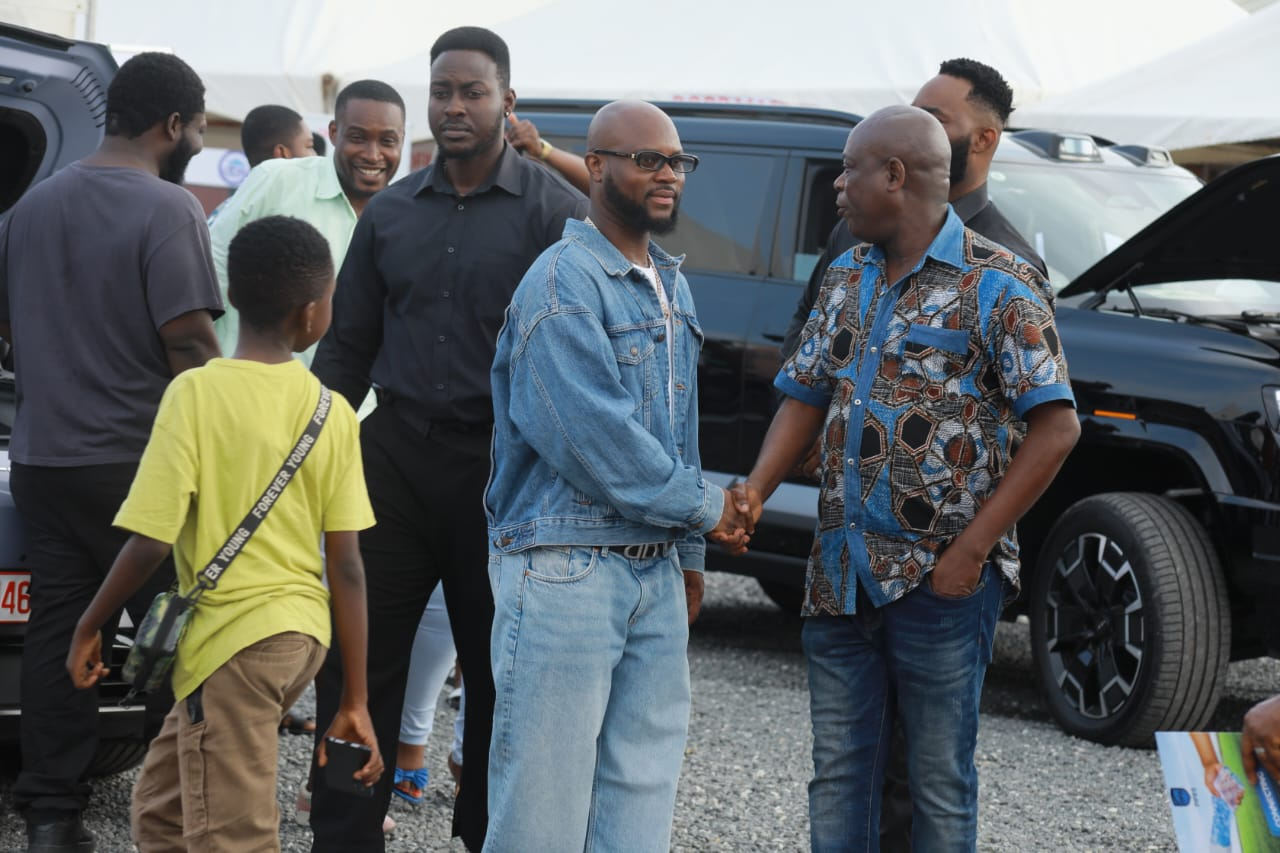 King Promise spotted at Ecobank Joy-News Habitat fair King Promise spotted at Ecobank Joy-News Habitat fair