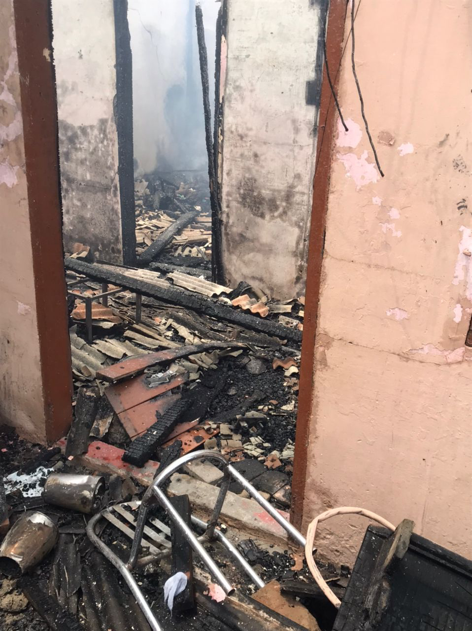 Fire destroys house and apartments at Darkuman Kokompe