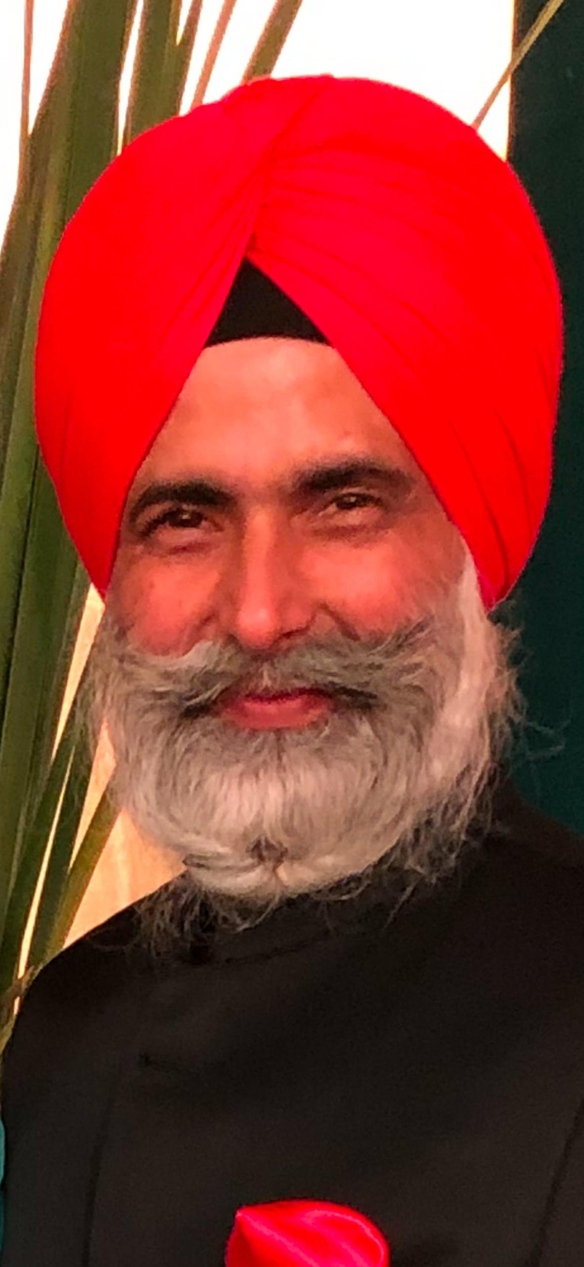 Indian community brightens up Ghanaian villages with solar street light project to celebrate Diwali Festival