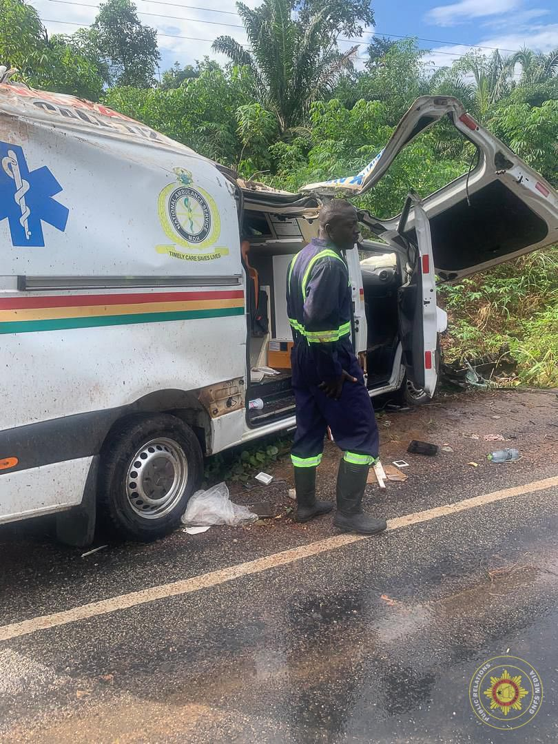Four injured as ambulance somersaults at Afosu in Eastern Region