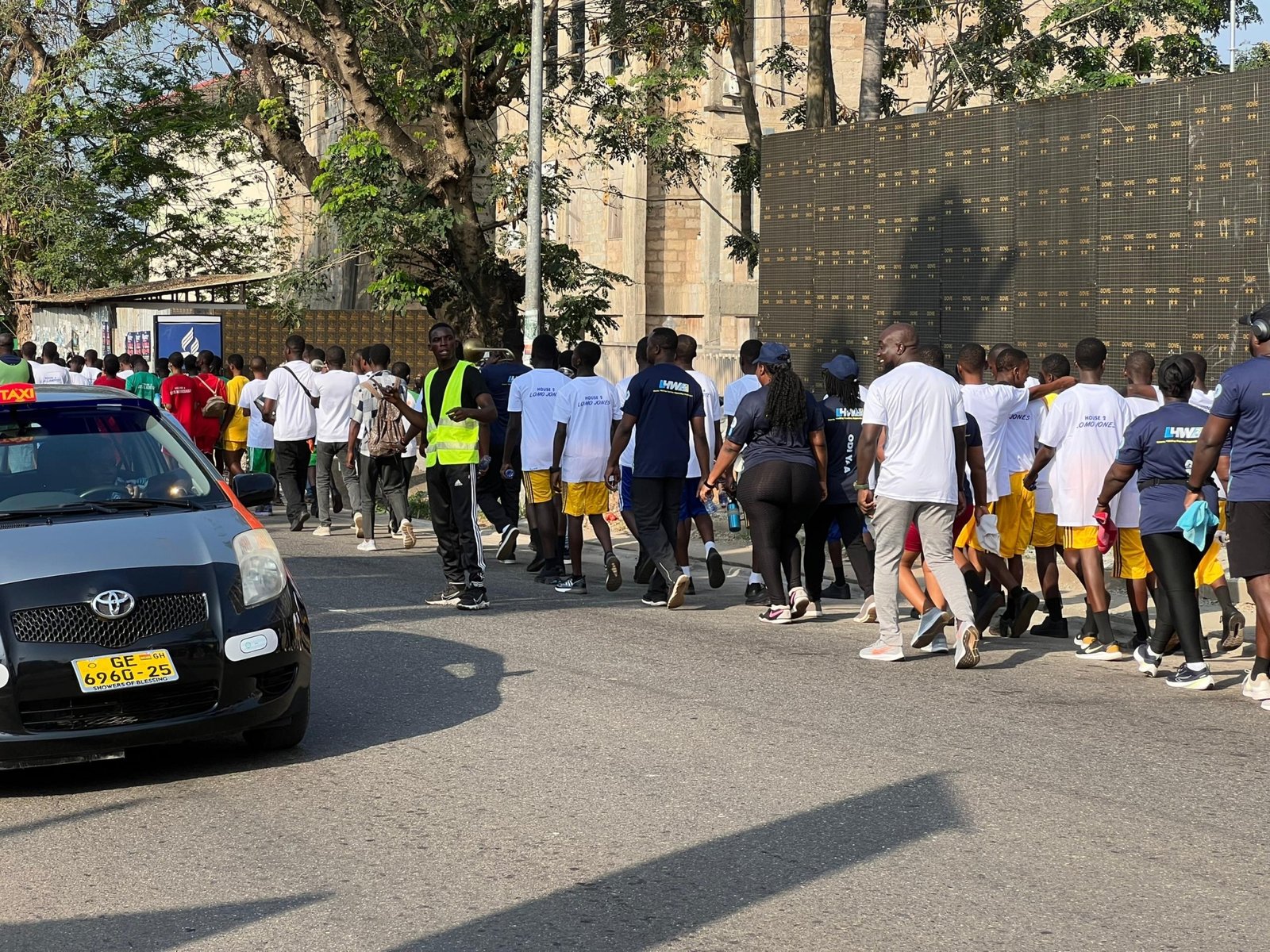 Labone comes alive as Old Students hit the streets for 14th LOSA Health Walk Labone comes alive as Old Students hit the streets for 14th LOSA Health Walk