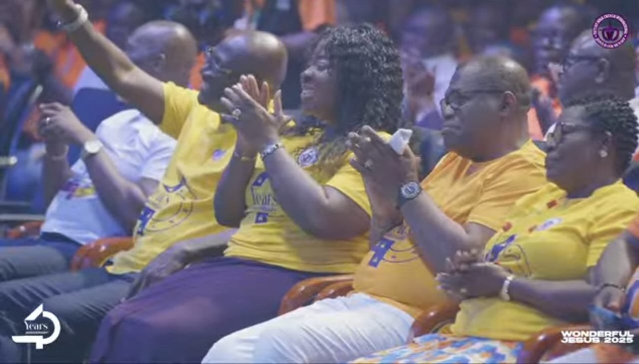 Multimedia Group marks Victory Bible Church’s 40th anniversary with special presentation