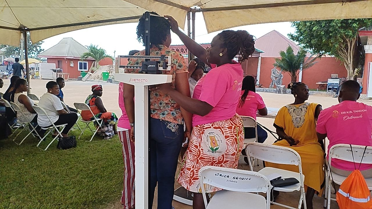 Breast Cancer Awareness: Dr K.B. Tandoh Outreach offers free screening to 200 residents of Asunafo North Breast Cancer Awareness: Dr K.B. Tandoh Outreach offers free screening to 200 residents of Asunafo North