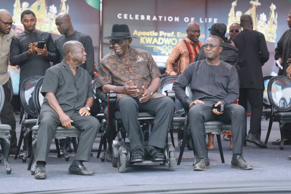 Photos: 40th-day rites of late Apostle Safo Photos: 40th-day rites of late Apostle Safo