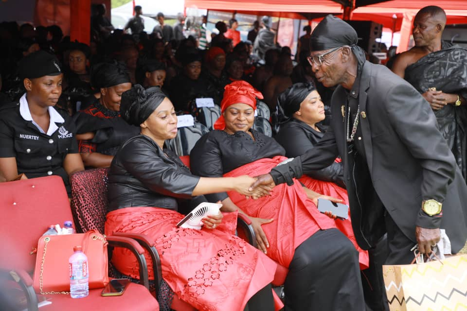 Photos: 40th-day rites of late Apostle Safo Photos: 40th-day rites of late Apostle Safo