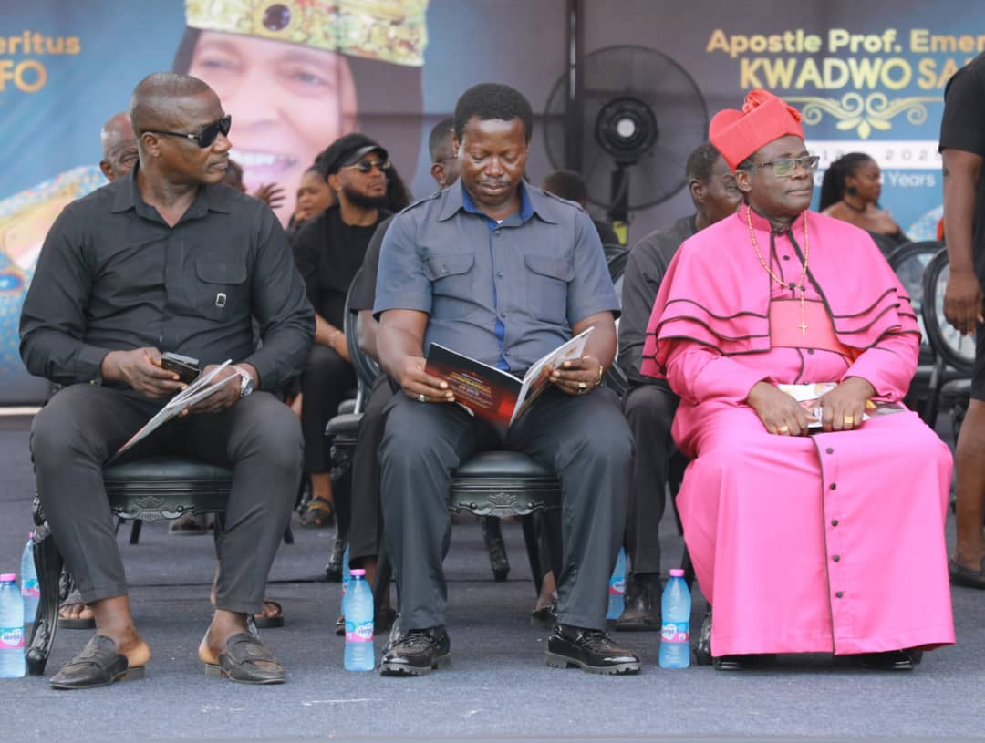 Photos: 40th-day rites of late Apostle Safo Photos: 40th-day rites of late Apostle Safo
