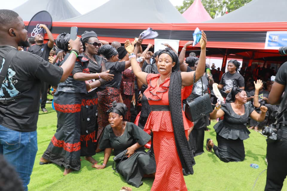 Photos: 40th-day rites of late Apostle Safo Photos: 40th-day rites of late Apostle Safo