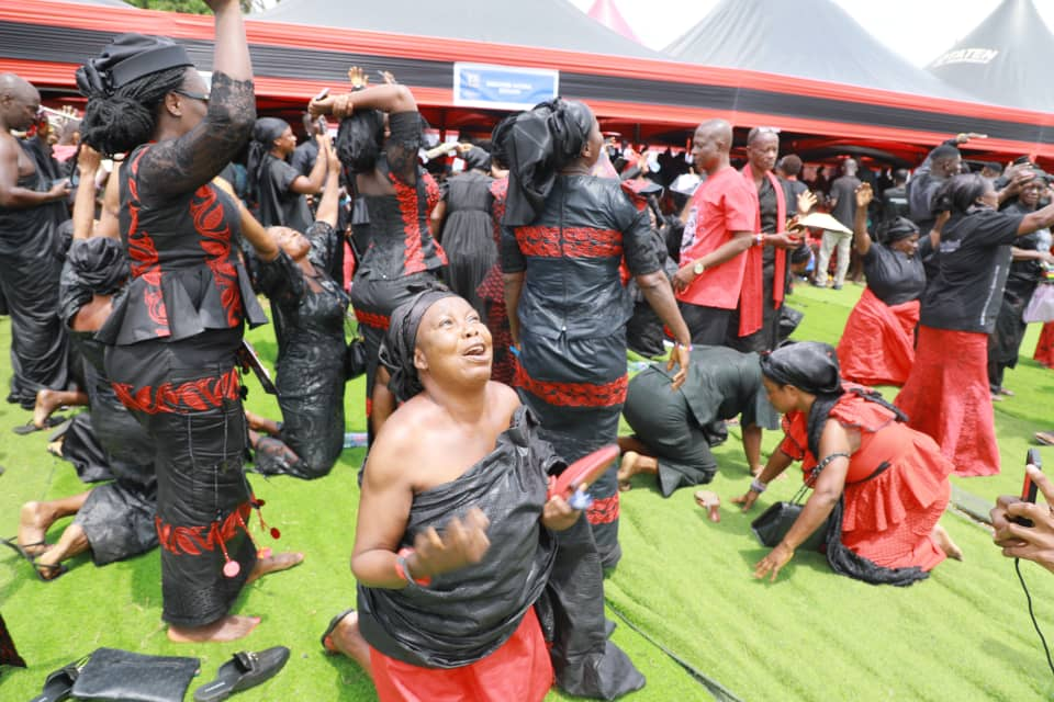 Photos: 40th-day rites of late Apostle Safo Photos: 40th-day rites of late Apostle Safo