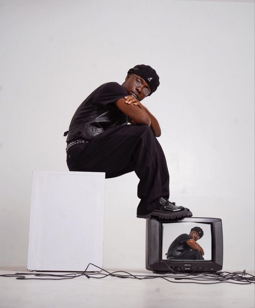 Kofi Stainlex signs with Boadi Management, unveils new single ‘Kwaadonto’