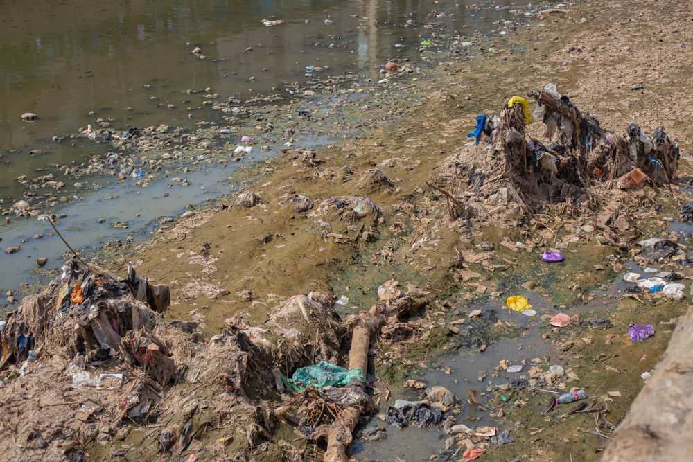 Eight months on: Abandoned silt threatens to reverse Odaw dredging works [Photos]