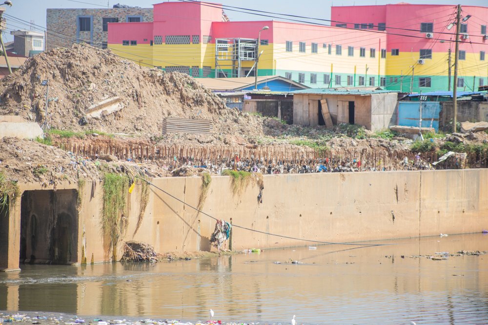 Eight months on: Abandoned silt threatens to reverse Odaw dredging works [Photos]