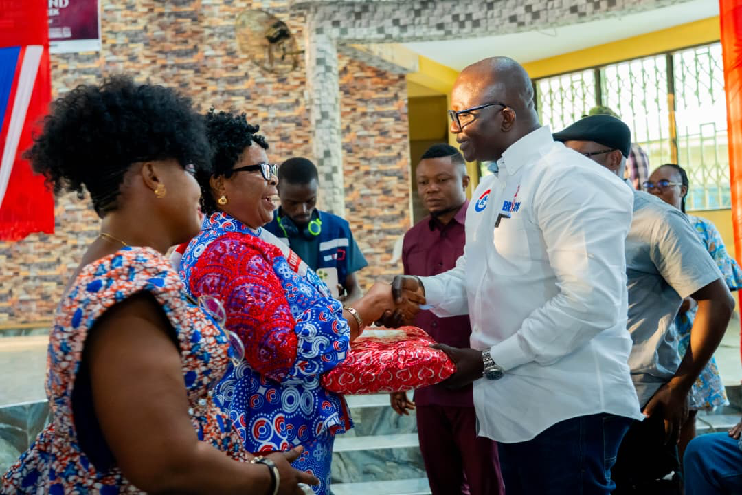 Volta falls in love with Bryan’s tour as political outreach turns into festival of joy