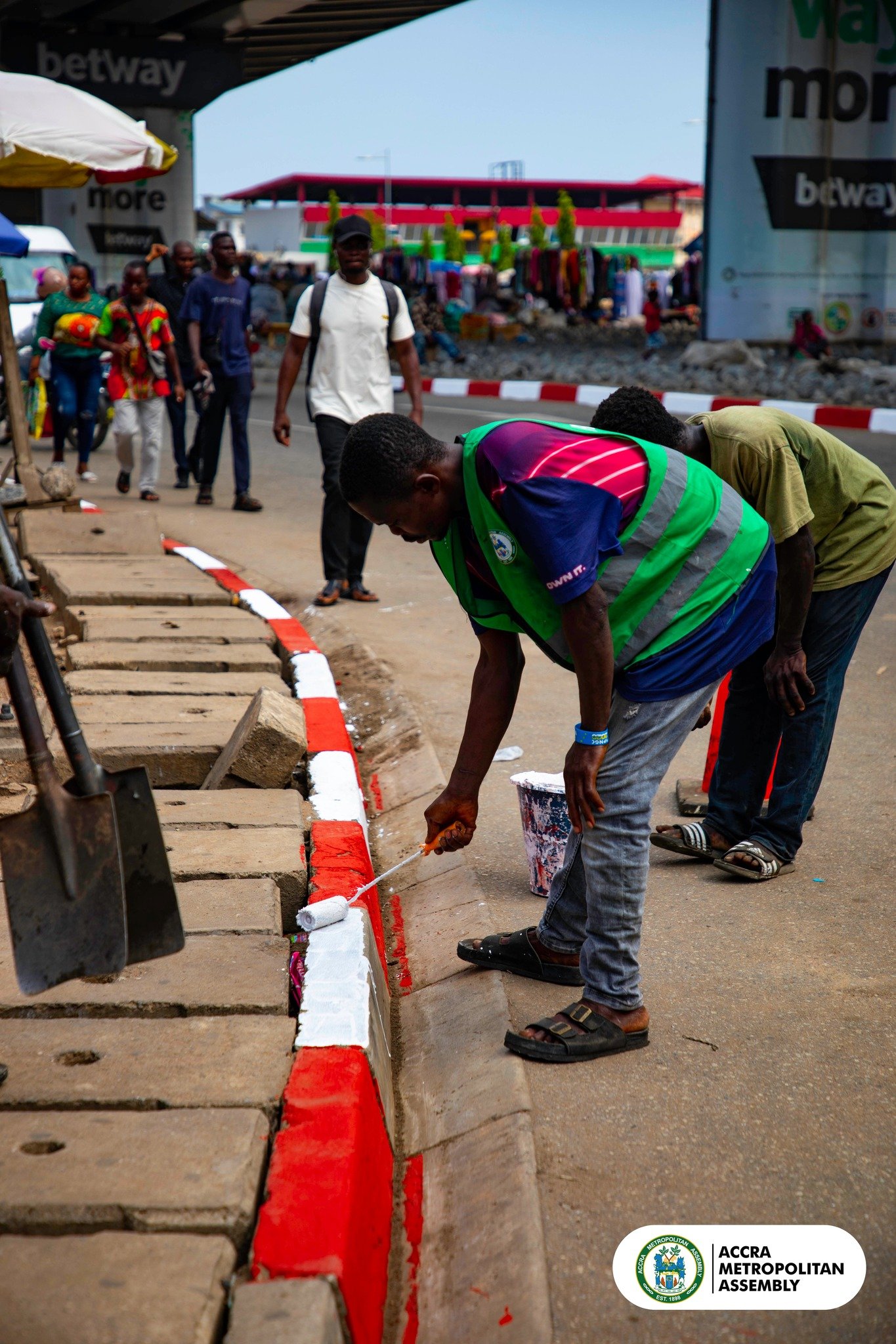 AMA kerb and median repainting gains momentum across Accra