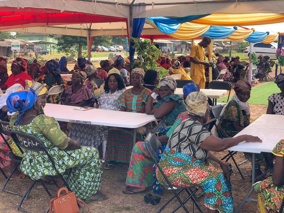 Behold Thy Mother Foundation celebrates Christmas with aged mothers in Assin Manso Behold Thy Mother Foundation celebrates Christmas with aged mothers in Assin Manso