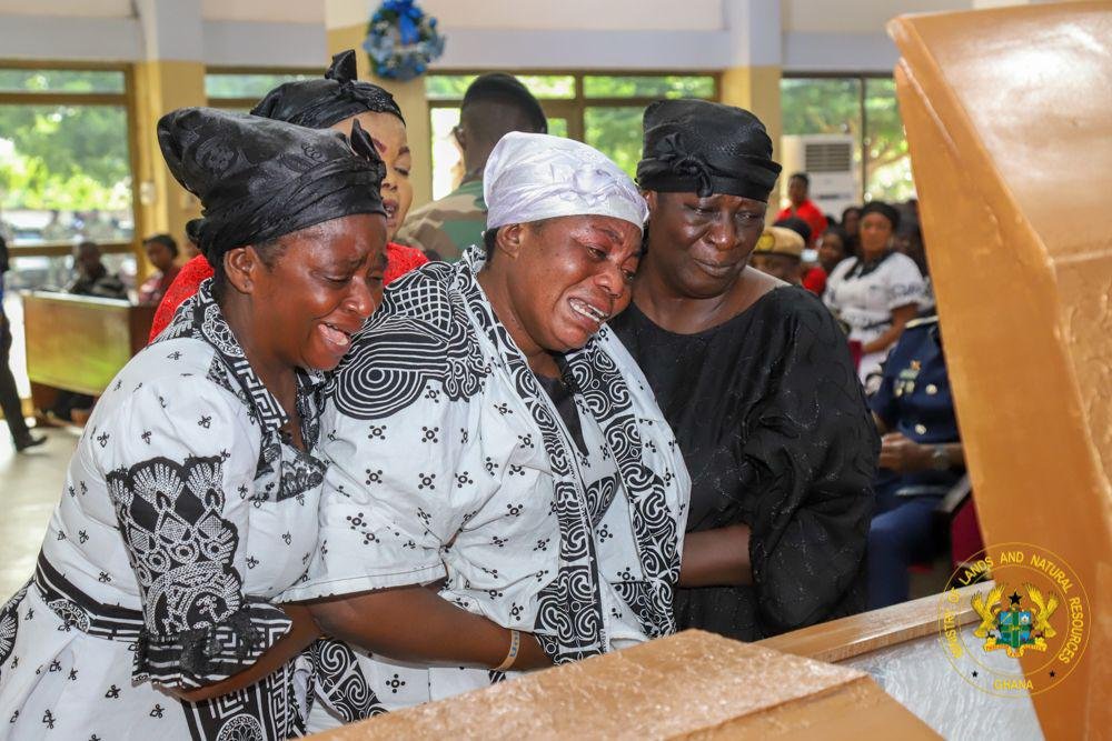 Lands Minister, NAIMOS mourn fallen soldier killed during anti-galamsey operation in Obuasi Lands Minister, NAIMOS mourn fallen soldier killed during anti-galamsey operation in Obuasi