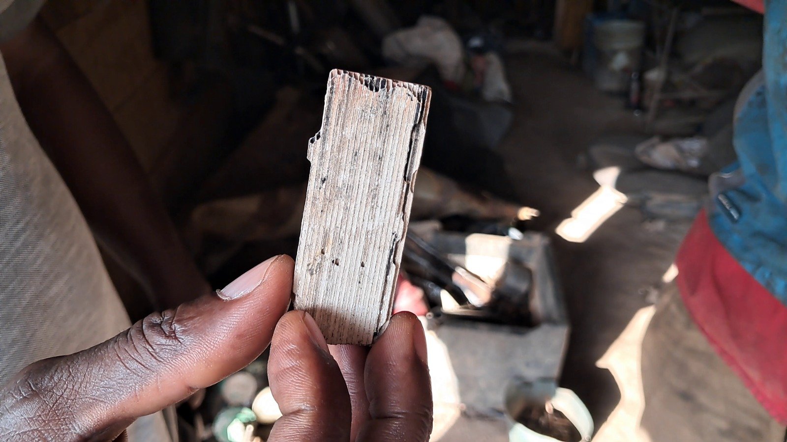 Experts say missing engine part in most Ghanaian vehicles polluting air, sickening people