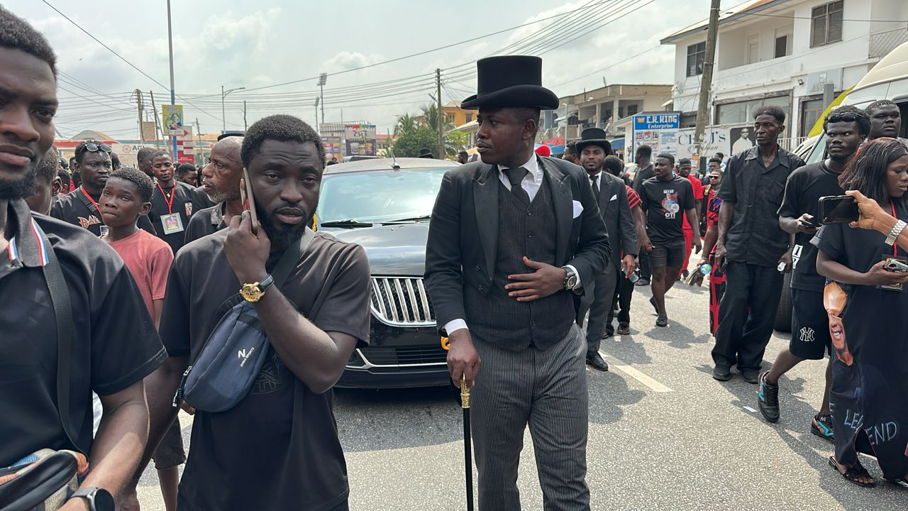 Photos: Fans, family bid final goodbye to Daddy Lumba