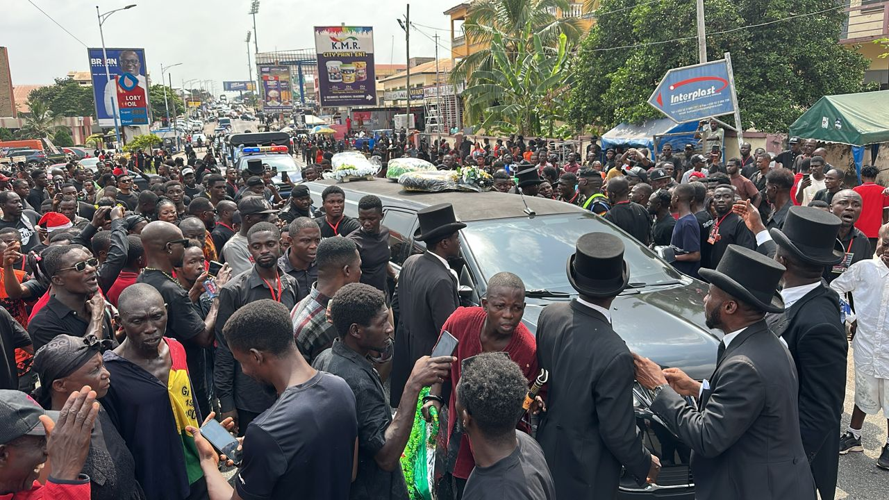 Photos: Fans, family bid final goodbye to Daddy Lumba
