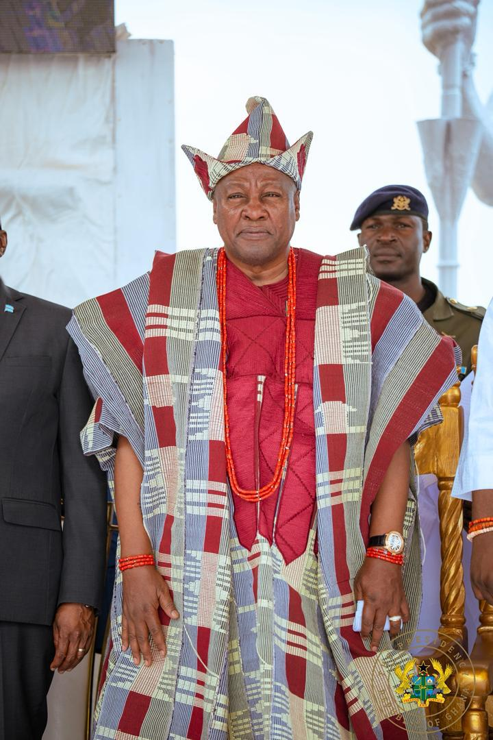 Photos: Ooni of Ife confers prestigious Yoruba title on President Mahama in Nigeria