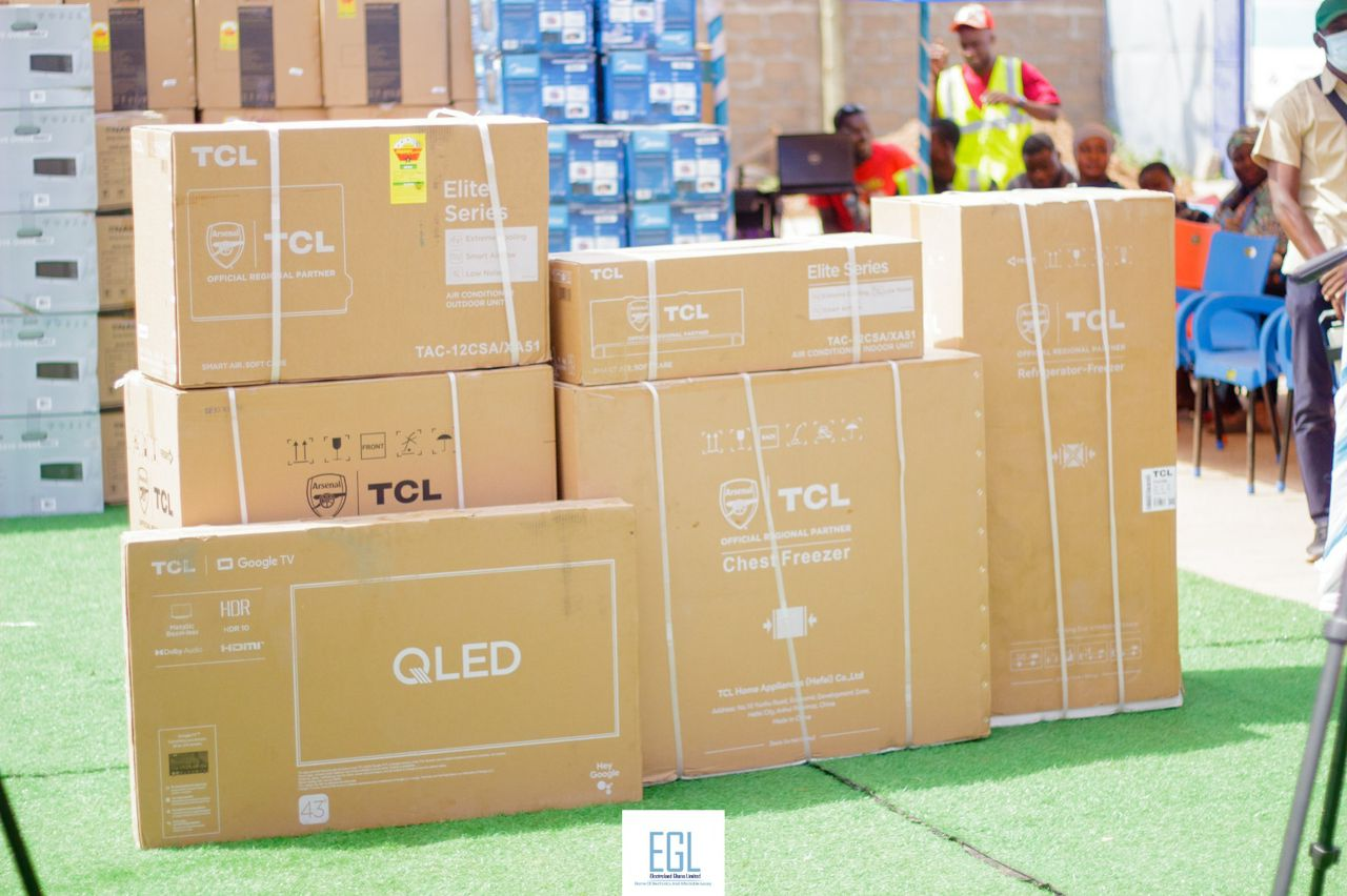 Mahamud Iddi wins TCL Electronics worth GH¢100,000 in EGL’s Akye3de3 Kese3 Promotion Mahamud Iddi wins TCL Electronics worth GH¢100,000 in EGL’s Akye3de3 Kese3 Promotion