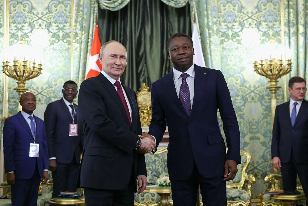 Neither Russia nor France: One West African country walks a diplomatic tightrope Neither Russia nor France: One West African country walks a diplomatic tightrope