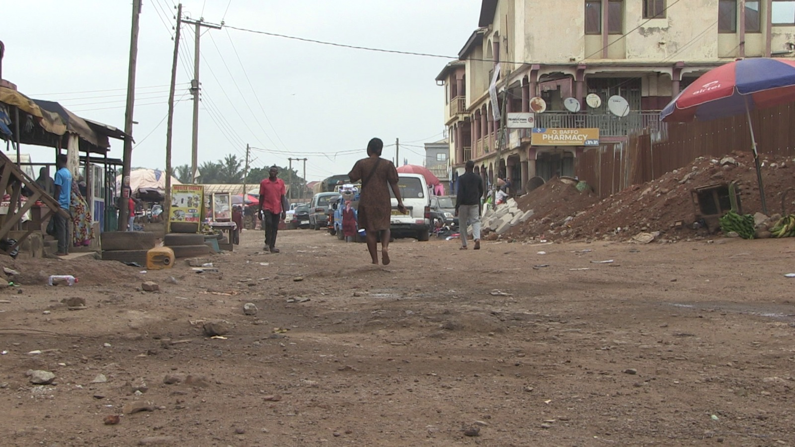 Old Tafo begins 2-kilometre road project, bringing relief to traders and residents Old Tafo begins 2-kilometre road project, bringing relief to traders and residents
