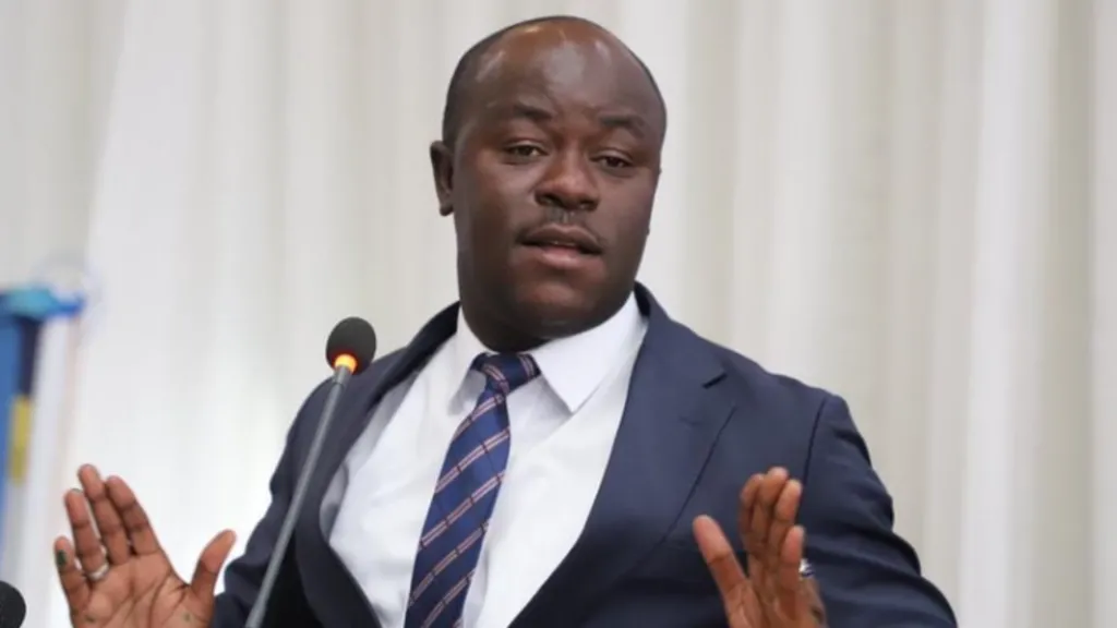 Chronic water shortages dampen holiday mood in Tanzania's biggest city Chronic water shortages dampen holiday mood in Tanzania's biggest city