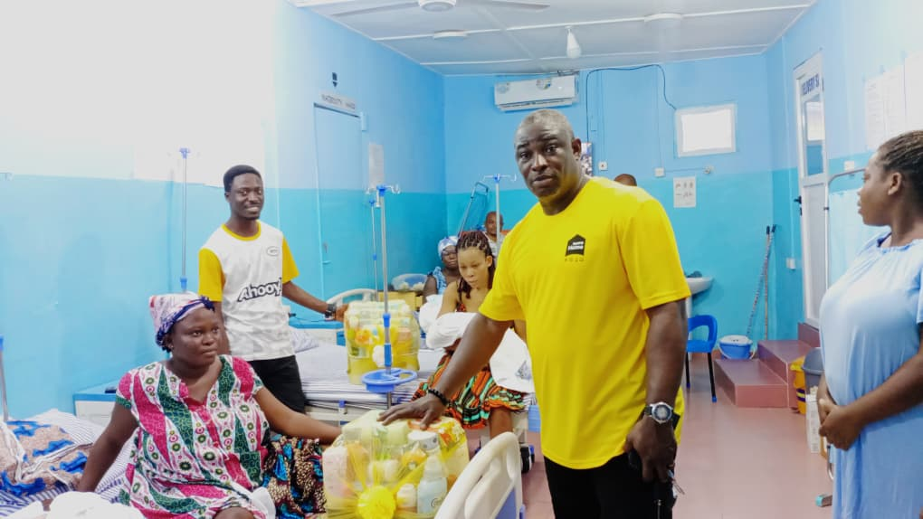 'Christmas babies' in Volta and Oti regions receive MTN hampers as network expansion project begins 'Christmas babies' in Volta and Oti regions receive MTN hampers as network expansion project begins