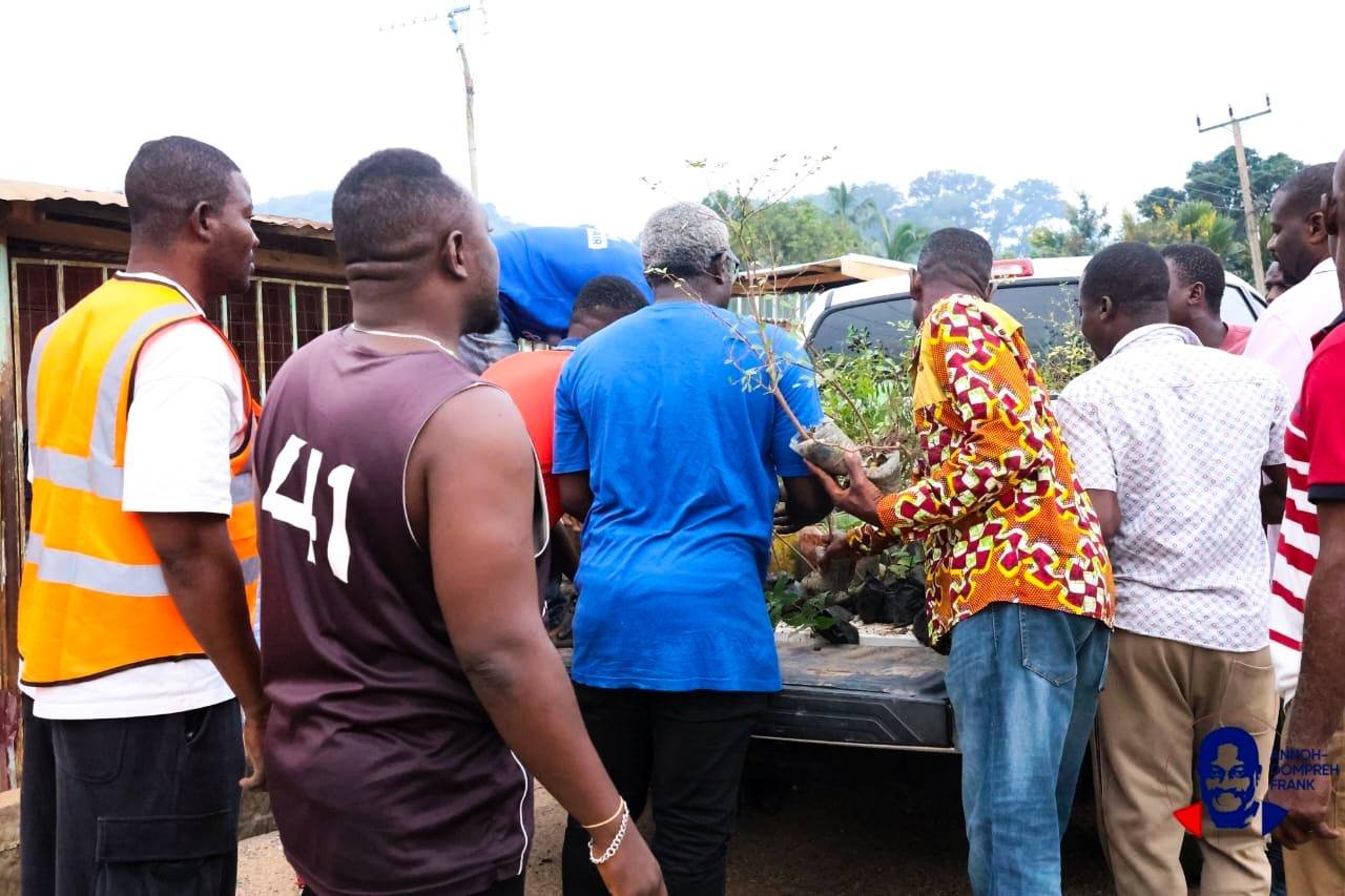 Annoh-Dompreh launches community tree-planting drive in Nsawam-Adoagyiri Annoh-Dompreh launches community tree-planting drive in Nsawam-Adoagyiri
